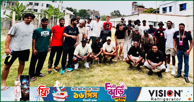 এমকেএস ব্যাটের ফ্যাক্টরি পরিদর্শন করলেন প্রোটিয়ারা
